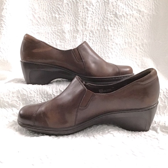 Clarks Womens Leather Side Zip Heels Loafers Shoes - Picture 1 of 12